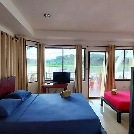 Tortuguero Adventures Guesthouse Exterior photo