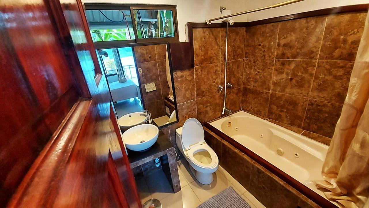 Homestay Adventures Tortuguero